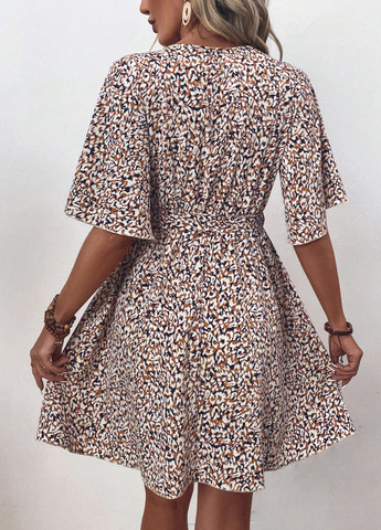 Комбинированное кэжуал платье клеш SHEIN с цветочным принтом