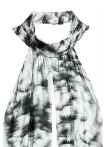 Светло-серое кэжуал длинное атласное платье H&M с рисунком