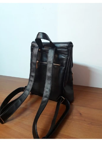 Женский рюкзак 30х25х12 см Sambag (242188731)
