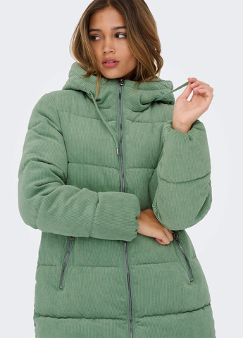Зелена зимня куртка Only