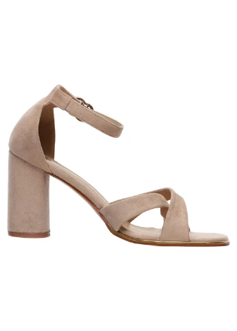 Босоніжки Dorothy Perkins (353312899)