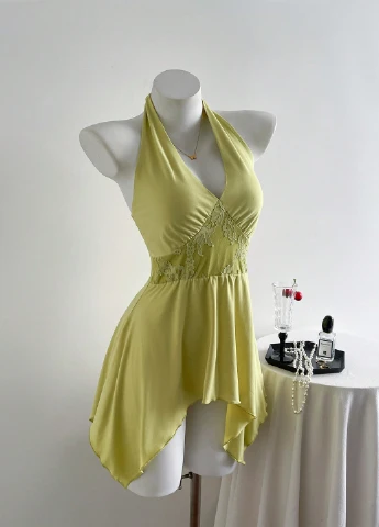 Салатова блуза з баскою SHEIN