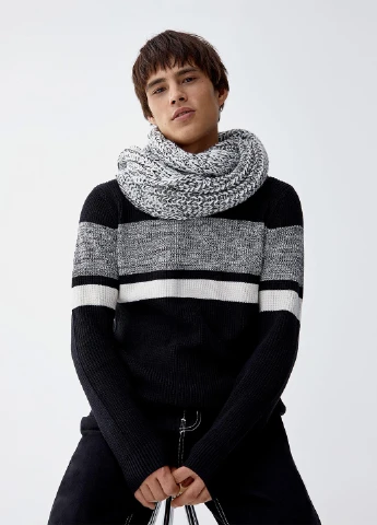 Чорний демісезонний джемпер джемпер Pull & Bear