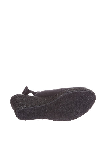 Черные босоножки Cortina с ремешком на плетеной подошве