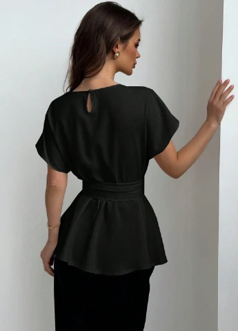 Чорна блуза SHEIN