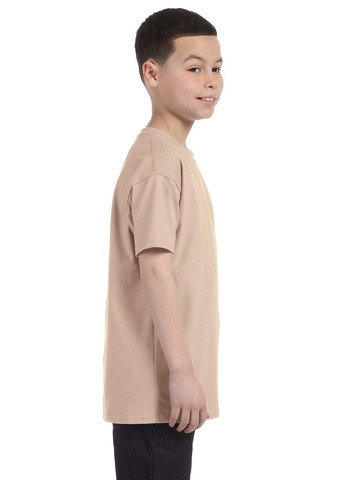 Бежевая летняя футболка Gildan