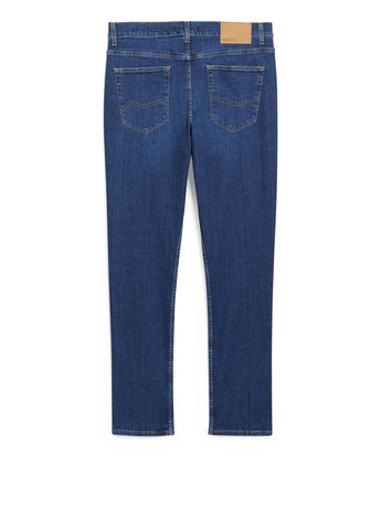 Синие демисезонные зауженные джинсы C&A