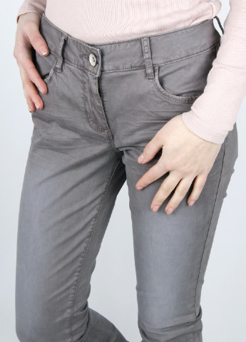Светло-серые кэжуал демисезонные брюки Tom Tailor