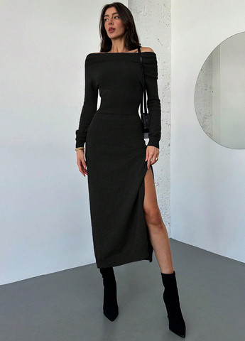 Черное кэжуал платье платье-свитер, с открытыми плечами SHEIN однотонное