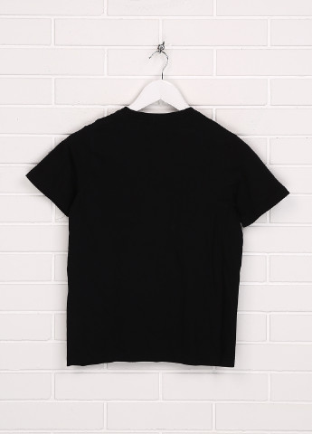 Черная летняя футболка Gildan