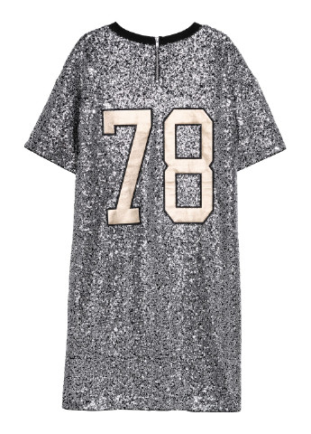 Серебряное кэжуал платье платье-футболка H&M с надписью