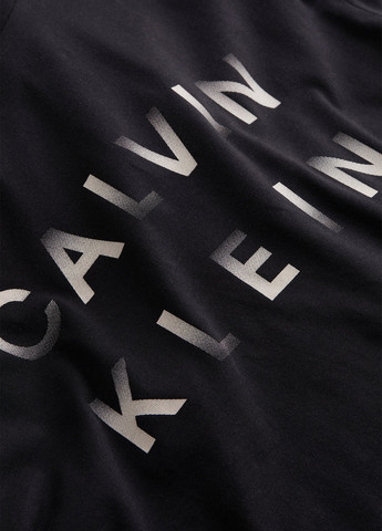 Черная футболка Calvin Klein