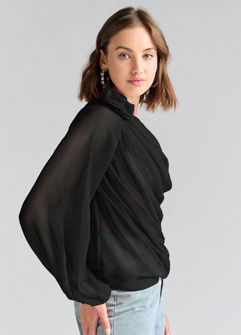 Чорна блуза SHEIN