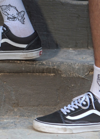 Білі шкарпетки neseli athletic pray LOMM малюнки (211942671)