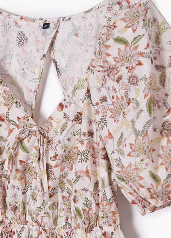 Світло-бежева кежуал сукня кльош, з відкритою спиною Cropp з малюнком