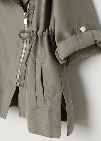 Оливковая демисезонная ветровка H&M