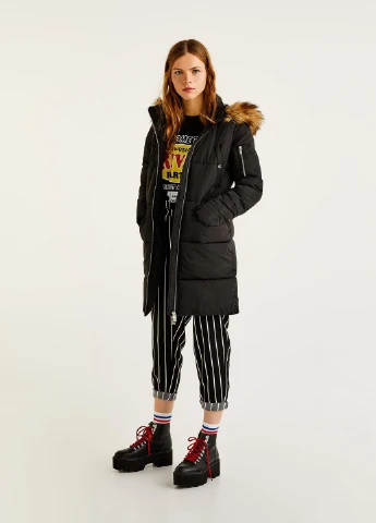 Чорна куртка зима,чорний, Pull & Bear