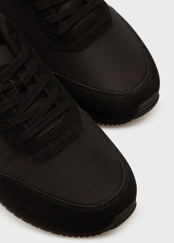 Черные всесезонные кроссовки Calvin Klein Jeans