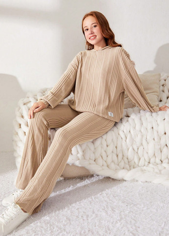 Кремовый демисезонный костюм (худи, брюки) брючный SHEIN