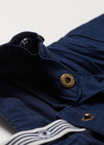 Темно-синие кэжуал демисезонные брюки зауженные H&M