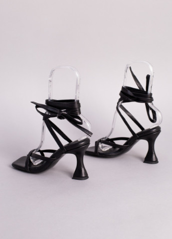 Черные босоножки shoesband Brand на шнурках