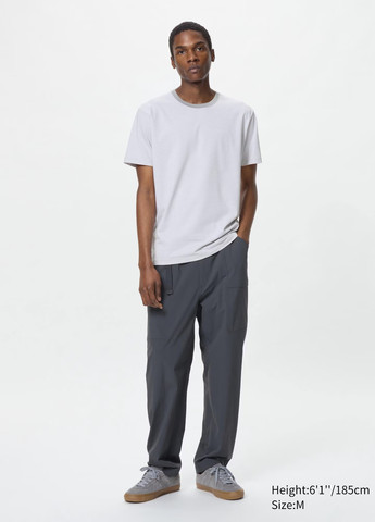 Светло-серая футболка Uniqlo