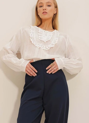 Біла блузка Trend Alacati Stili