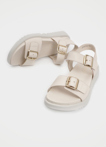 Молочные босоножки Respect с ремешком