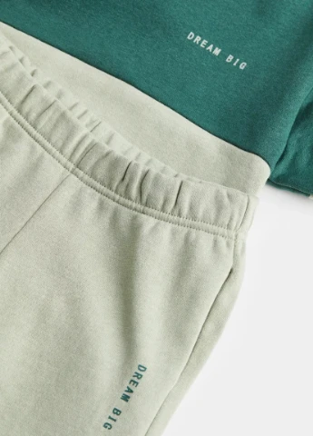 Комплект для хлопчика двойка 8515 134 см Бежевий, Зелений 62051 H&M (255713617)