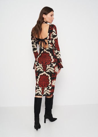 Коричневое платье H&M с абстрактным узором