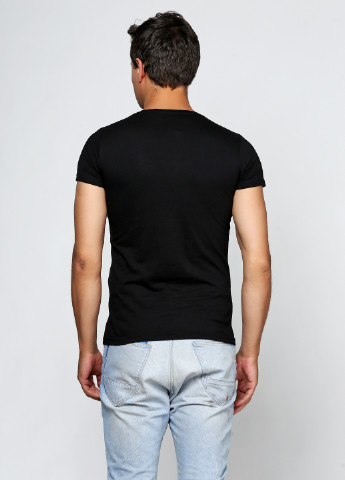 Черная летняя футболка Rockamora