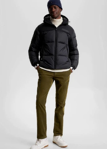 Чорна зимня куртка Tommy Hilfiger