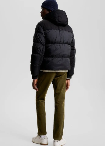 Чорна зимня куртка Tommy Hilfiger