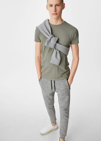 Сіро-зелена футболка C&A