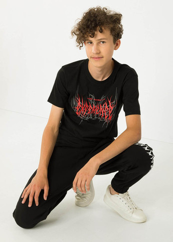 Чорна літня футболка Reporter Young