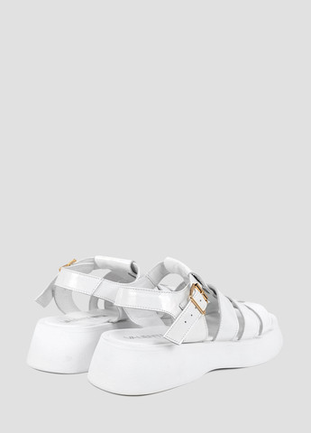 Белые босоножки VALIENTE с ремешком