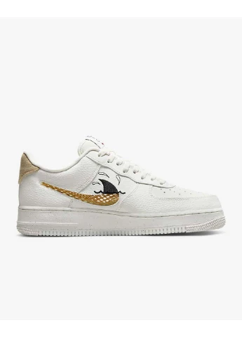 Белые демисезонные кроссовки Nike