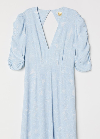 Блакитна вечірня довга сукня з малюнком H&M однотонна