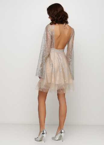 Бежева вечірня сукня з відкритою спиною Gepur