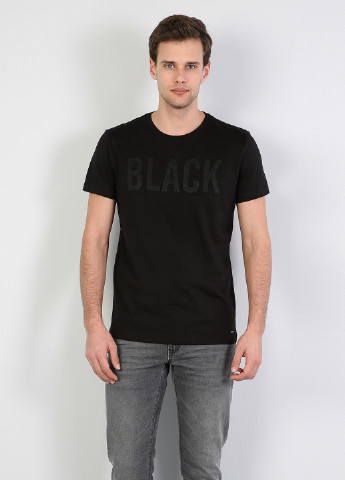 Чорна футболка Colin's