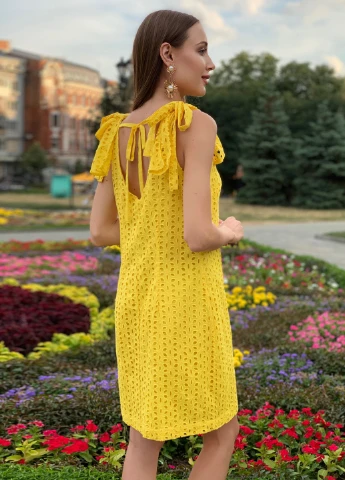 Жовтий кежуал сукня з прошви "beauty" жовте з відкритою спиною InRed з квітковим принтом