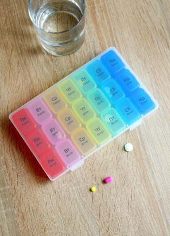 Органайзер для таблеток 7 дней PC-03 T пластиковый, 17,5х10,7х2,7 см MVM (250525023)