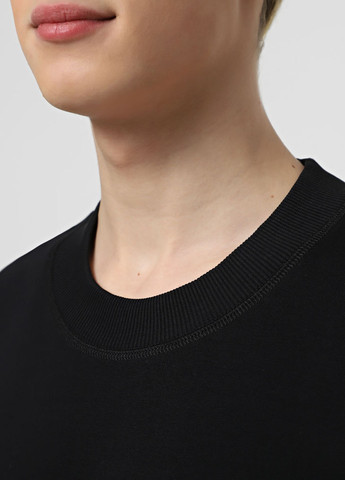 Черная футболка Promin