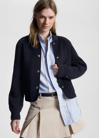 Темно-синя демісезонна куртка Tommy Hilfiger