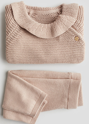 Пудровый демисезонный костюм (джемпер, брюки) брючный H&M