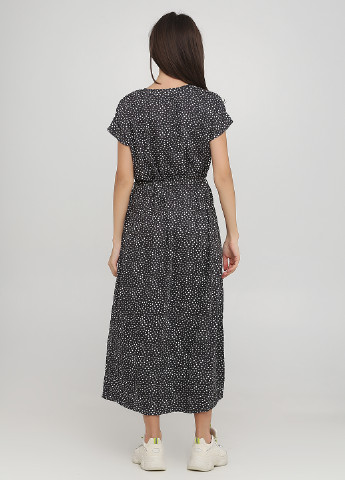 Оливковое (хаки) кэжуал платье Gina Benotti с абстрактным узором