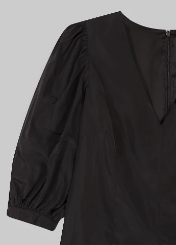 Черное кэжуал платье H&M однотонное