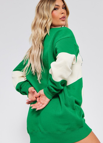 Зеленое спортивное, кэжуал платье платье-свитшот PrettyLittleThing с надписью