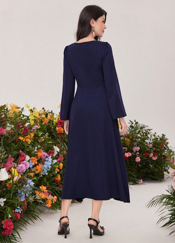 Темно-синя вечірня сукня кльош SHEIN однотонна