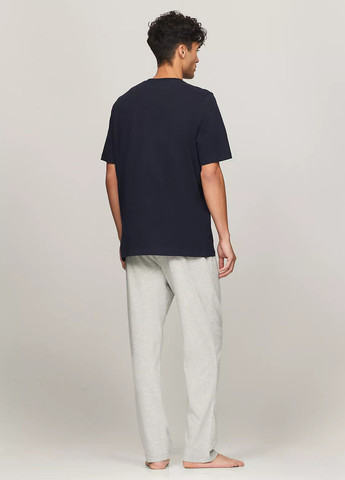 Темно-синяя футболка Tommy Hilfiger